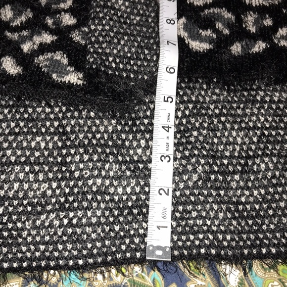 Fashion Apparel Eyelash Leopard Vest - Picture 8 of 8